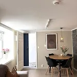 Behind Bryggen In Apartamento *