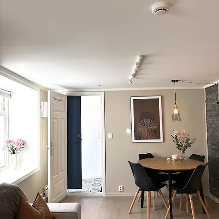 Behind Bryggen In Apartment *